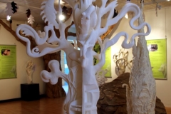 "Arbre Terre de Légendes" - Aleksandra Foltyn-Gouin - Exposition "Civaux terre de légendes" 2018.