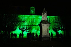 Statue du Cardinal Pie dans la cour d'Honneur de la Maison Dieu de Montmorillon - Fest'hiver 2020 - Polisto