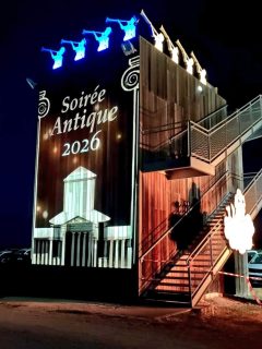 Soirée Antique 2026 - Les Tours Mirandes (86) - Vidéoprojection sur le 1er belvédère.