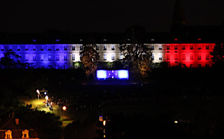 14 juillet 2021 - Montmorillon - Illumination de la façade de la Maison Dieu et Laser Show