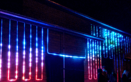 La Station - Châtellerault (86) - Mise en lumière au moyen de 30 bandeaux LED.