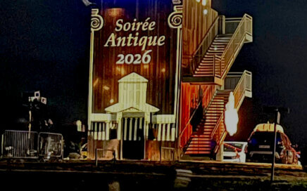 Soirée Antique 2026 - Les Tours Mirandes (86) - Vidéoprojection sur le 1er belvédère.